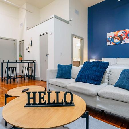 Bright And Modern Studio In Louisville # 404 Kültér fotó