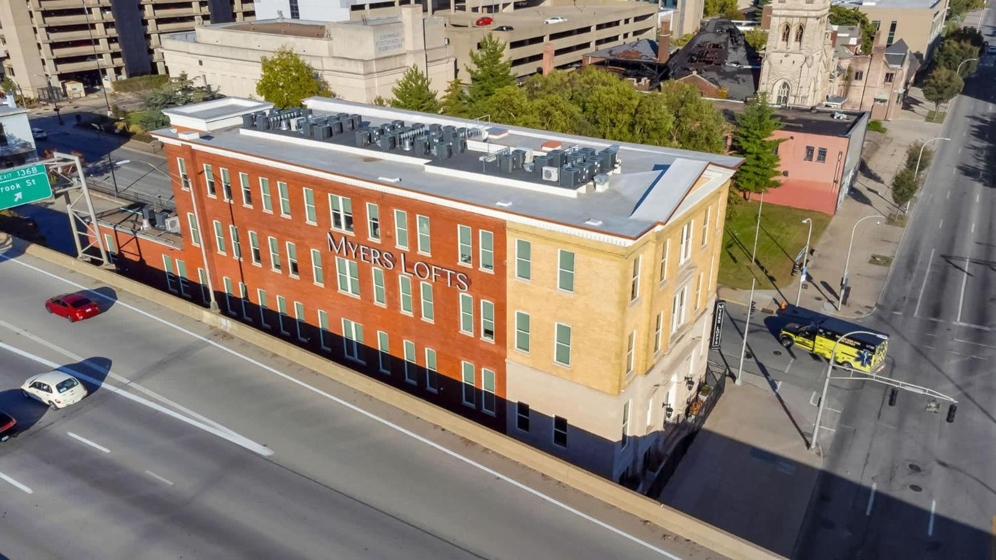Bright And Modern Studio In Louisville # 404 Kültér fotó