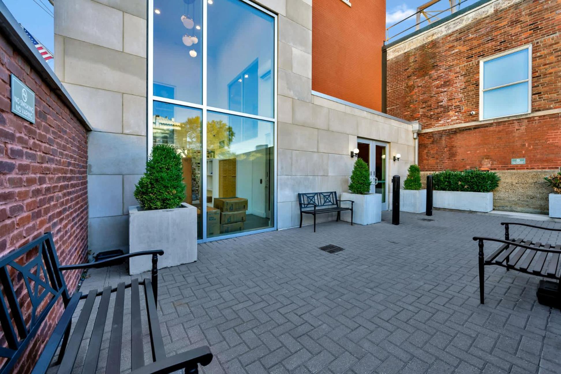 Bright And Modern Studio In Louisville # 404 Kültér fotó