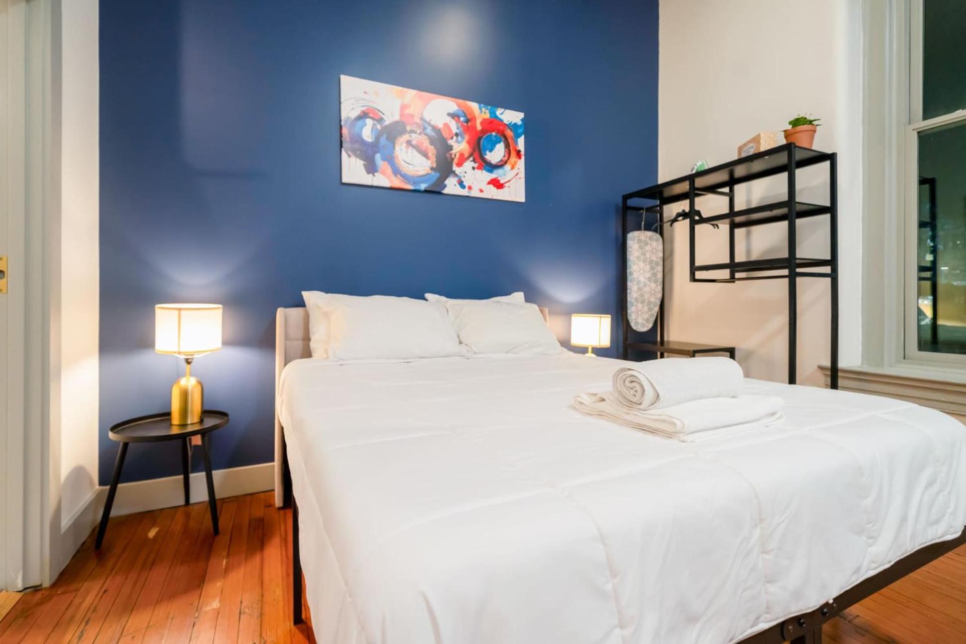 Bright And Modern Studio In Louisville # 404 Kültér fotó