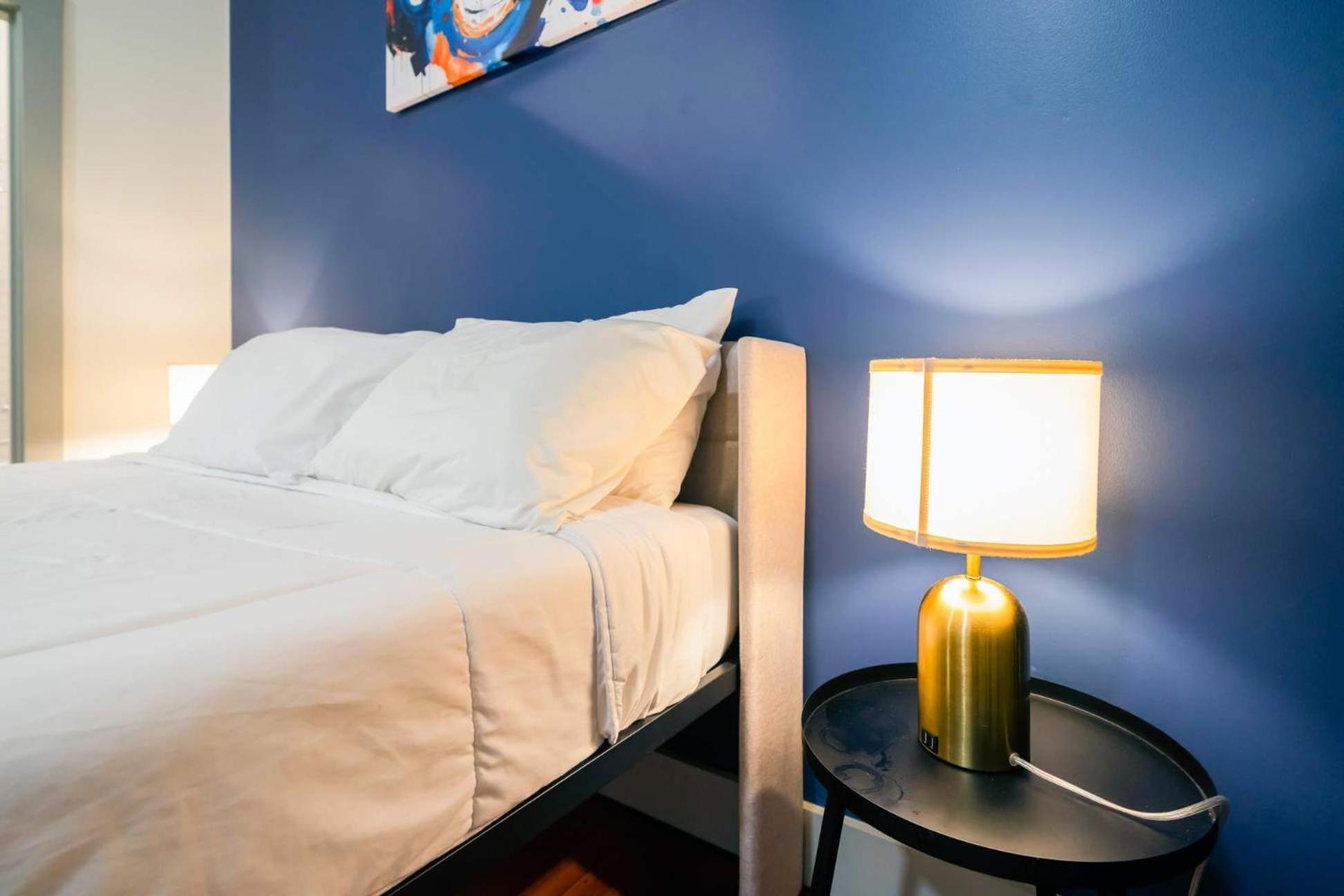 Bright And Modern Studio In Louisville # 404 Kültér fotó