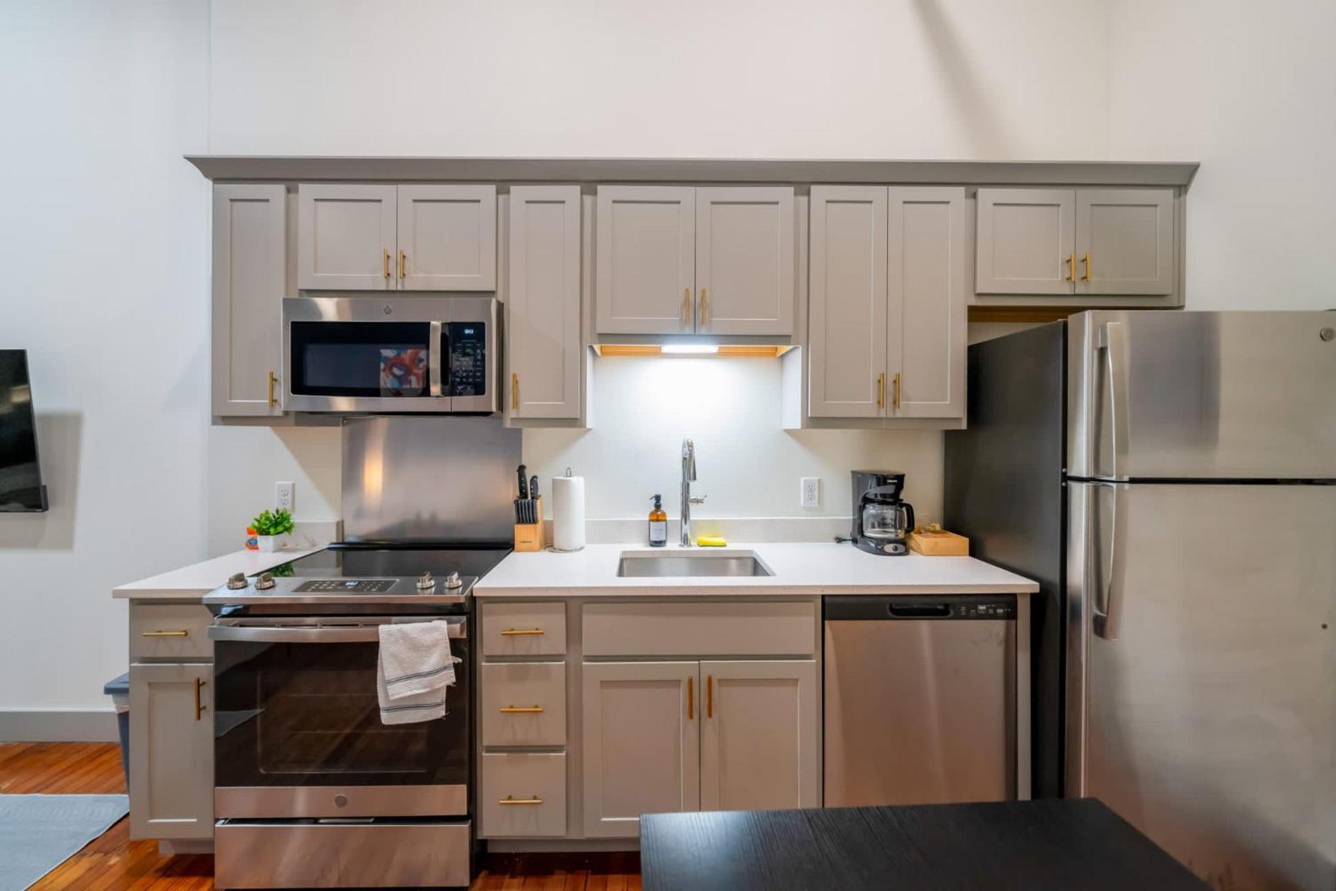 Bright And Modern Studio In Louisville # 404 Kültér fotó